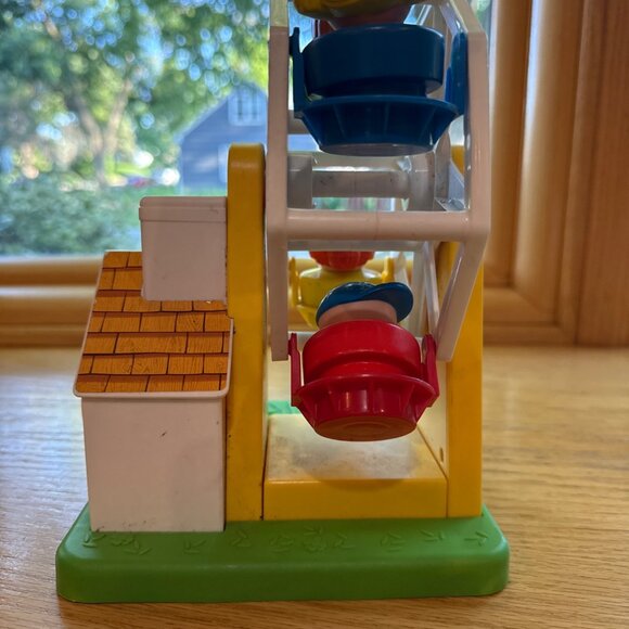 Vintage Fisher Price Little People Music Box Ferris Wheel and Figures - Picture 3 of 7